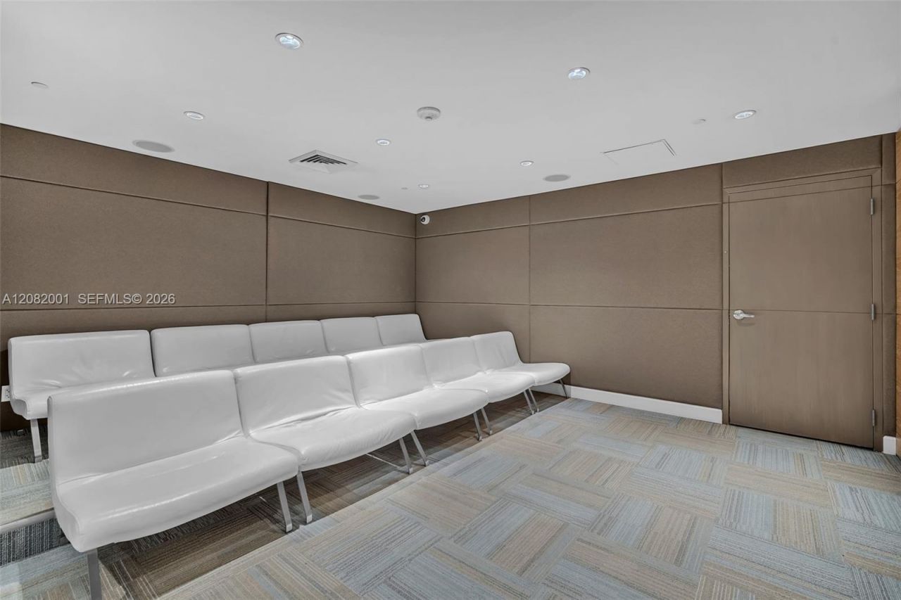 951 Brickell Ave , Unit 2403, Miami, FL 33131 Photo