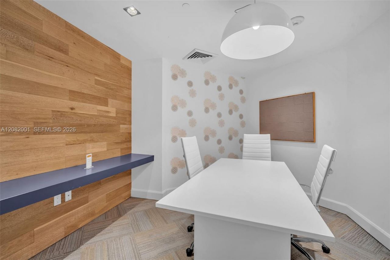 951 Brickell Ave , Unit 2403, Miami, FL 33131 Photo