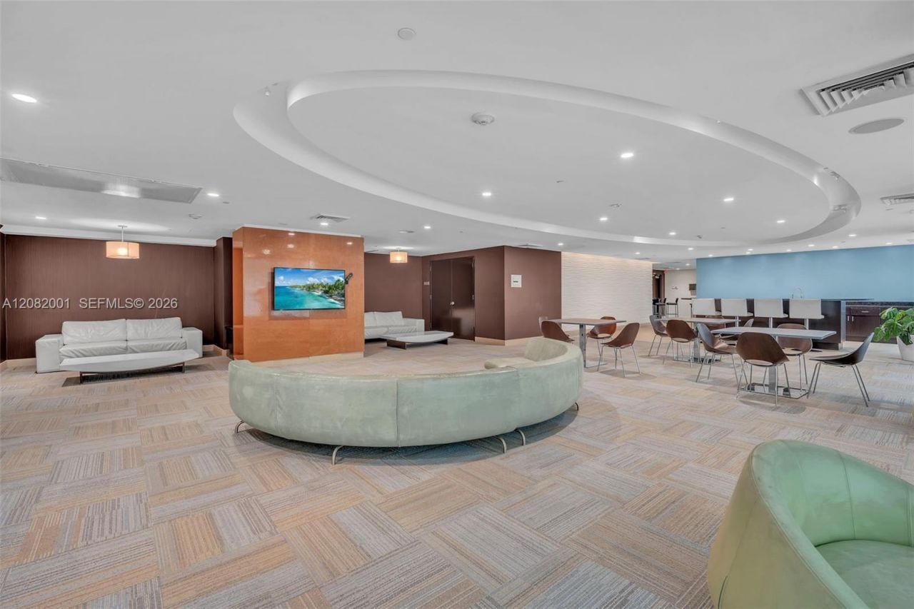 951 Brickell Ave , Unit 2403, Miami, FL 33131 Photo