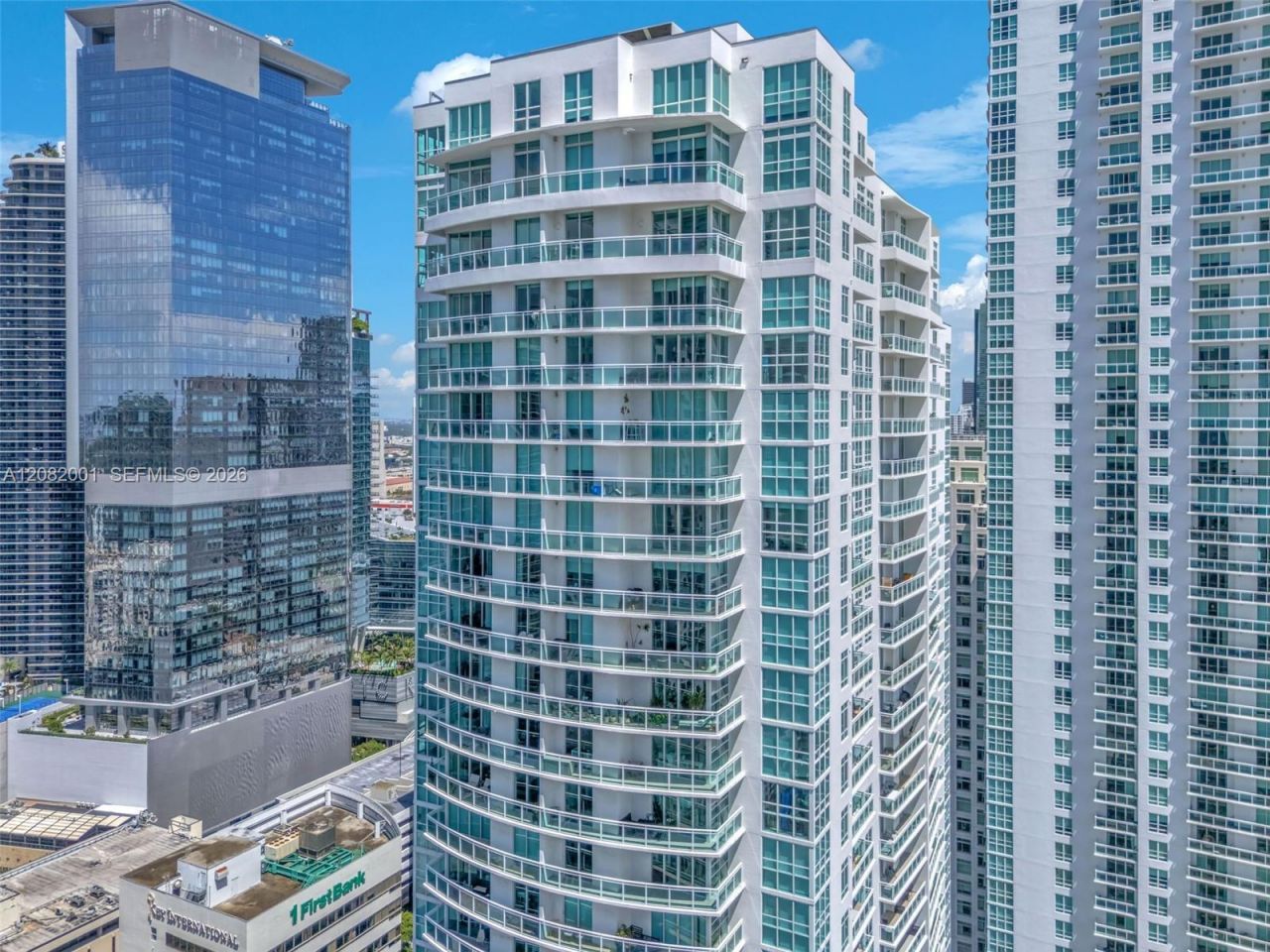 951 Brickell Ave , Unit 2403, Miami, FL 33131 Photo