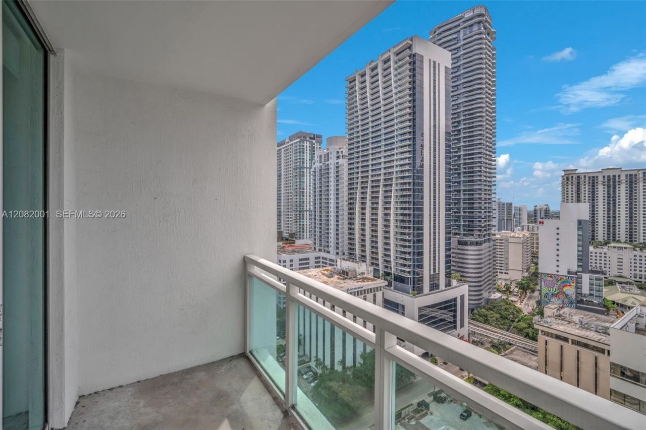 951 Brickell Ave , Unit 2403, Miami, FL 33131 Photo