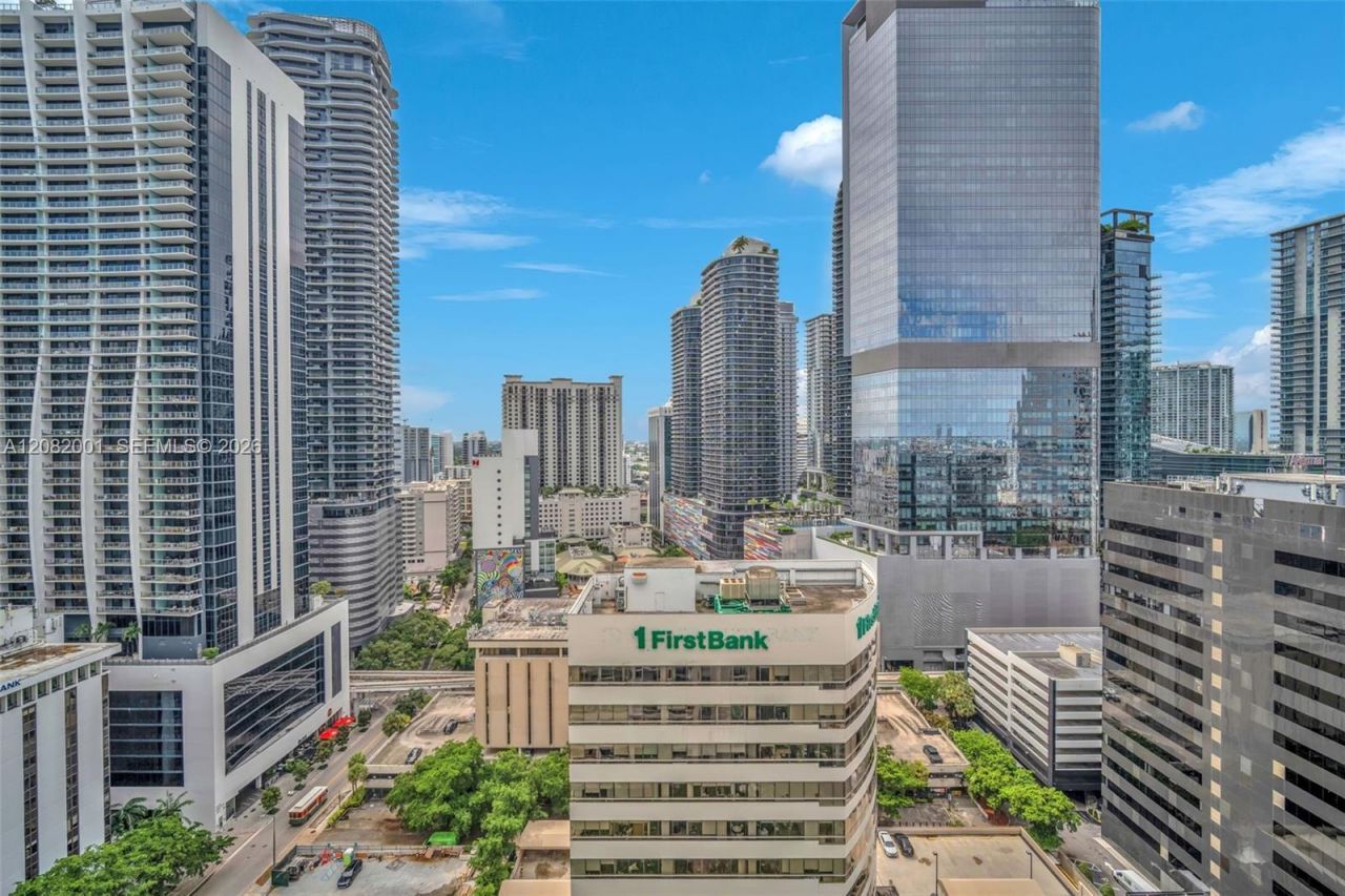 951 Brickell Ave , Unit 2403, Miami, FL 33131 Photo