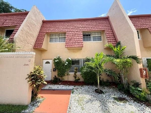 12 Meacham Ln , Unit 12, Tamarac, FL 33319