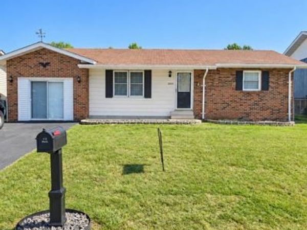 2005 Louise Avenue , Cahokia, IL 62206