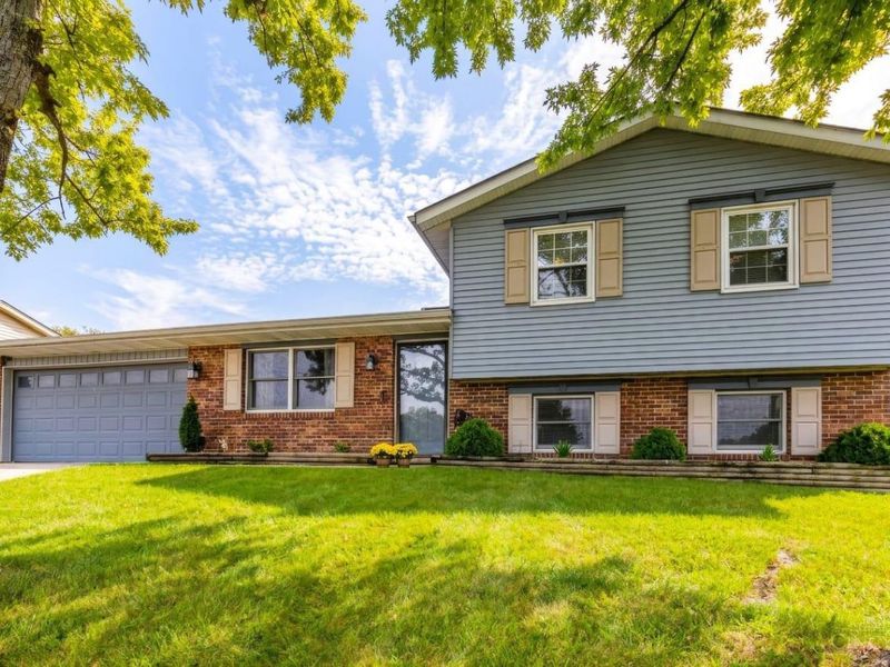 2821 E Turtle Creek Drive, Fairfield, OH 45014 Photo 1