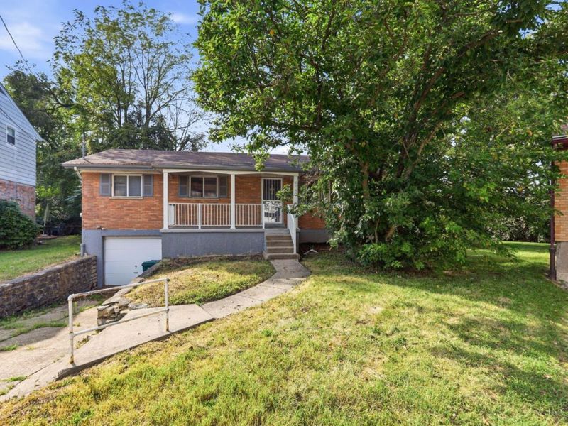 6065 Waldway Lane, Cincinnati, OH 45224 Photo 1