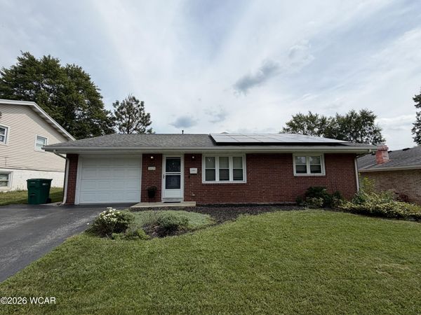 2629 Greenacre Drive, Findlay, OH 45840