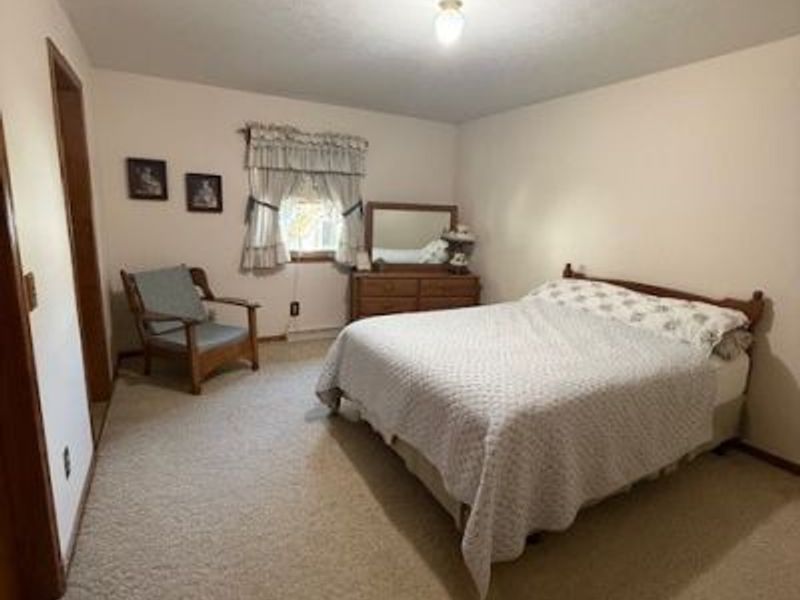 127 Northwood Drive, Dover, OH 44622 Photo 17