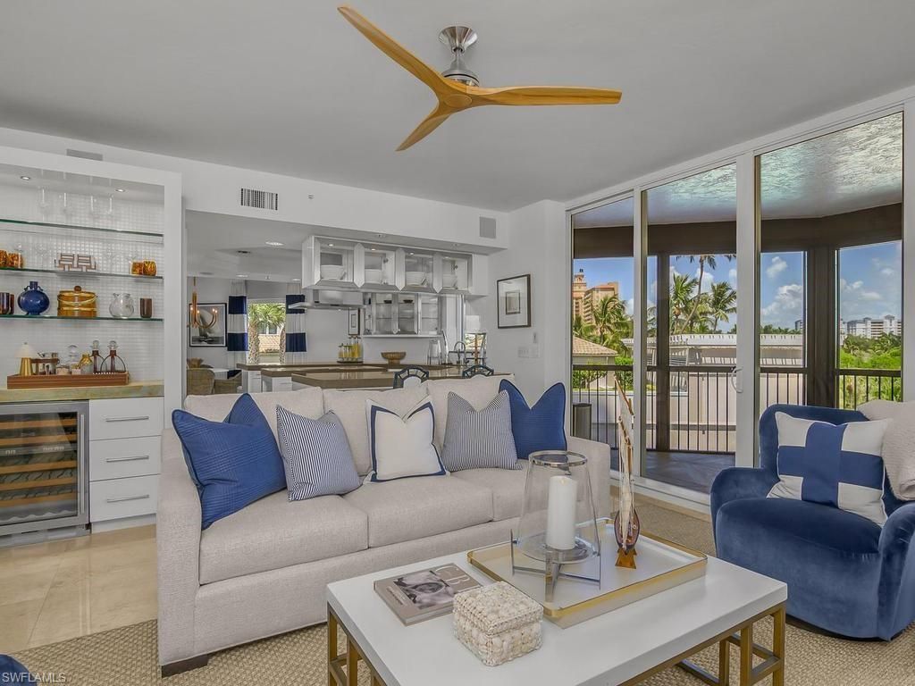 8473 Bay Colony Dr, Unit 304, Naples, FL 34108 Photo