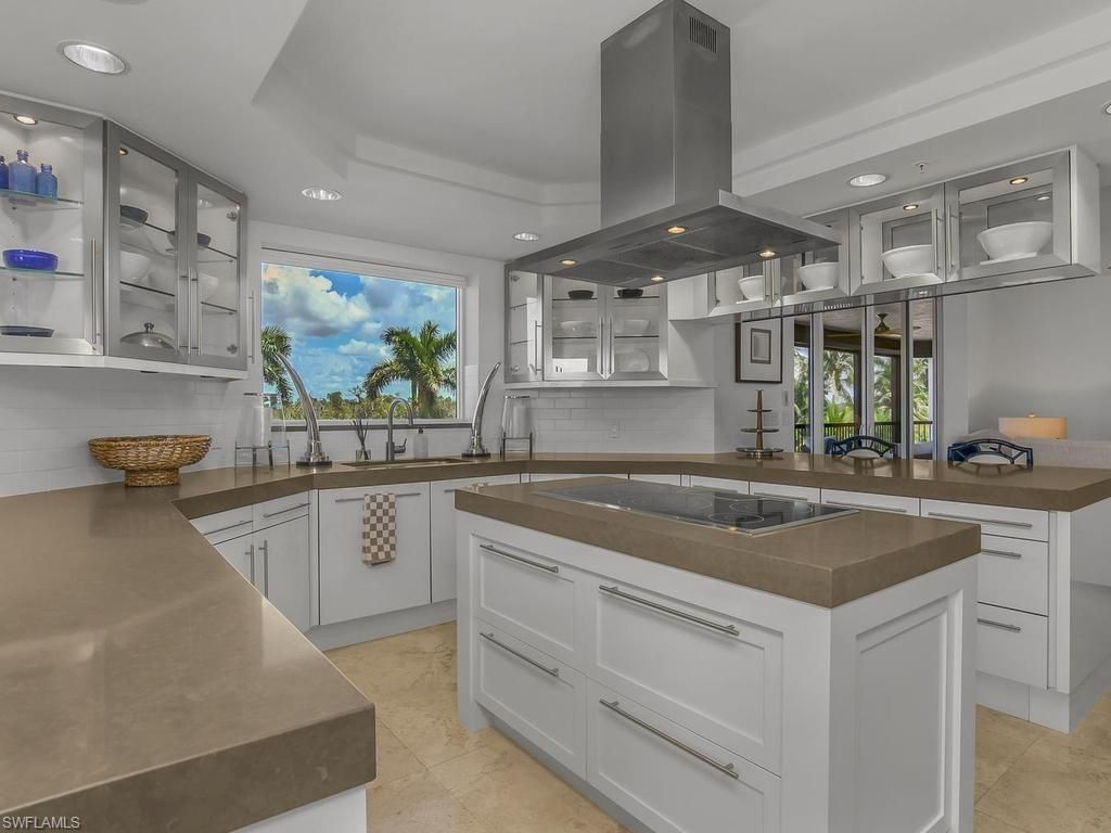 8473 Bay Colony Dr, Unit 304, Naples, FL 34108 Photo