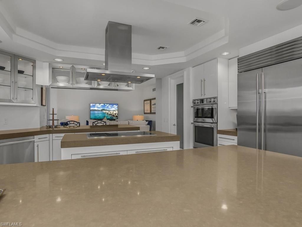 8473 Bay Colony Dr, Unit 304, Naples, FL 34108 Photo