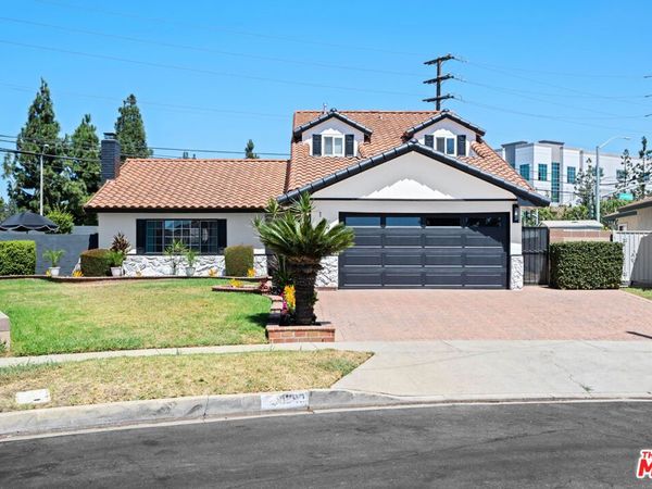 1293 E Bankers Drive, Carson, CA 90746