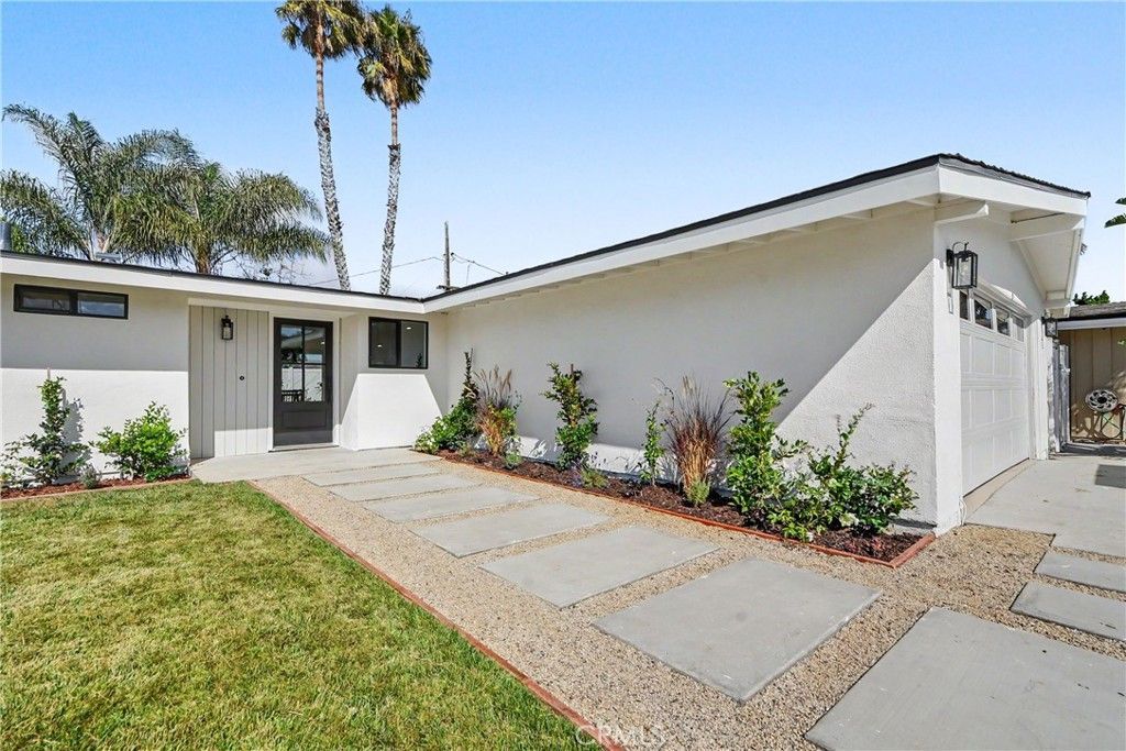 2425 Bowdoin, Costa Mesa, CA 92626 Main Photo