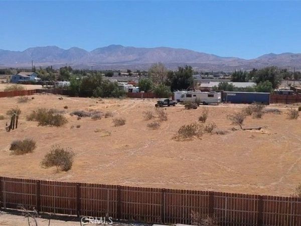 0 86th street E, Sun Village, CA 93543