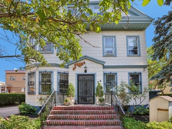 30 Somme St, Newark, NJ 07105