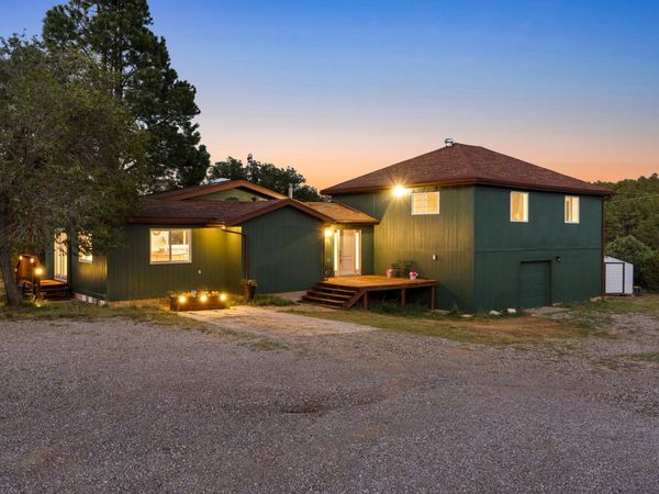 123 Kuhn Drive , Tijeras, NM 87059