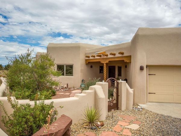 32 Petroglyph Trail, Placitas, NM 87043