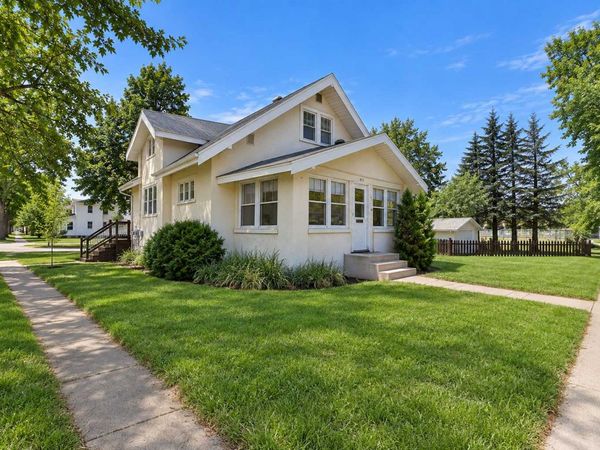403 5th Street NE, Staples, MN 56479
