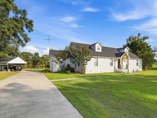 140 Sardis Drive, Boaz, AL 35956