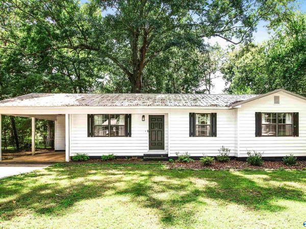 204 10th Avenue NE, Arab, AL 35016