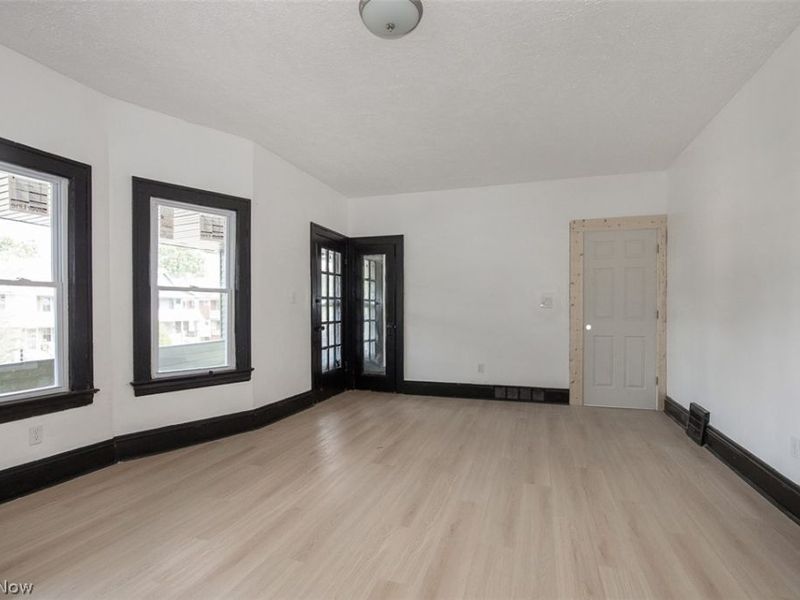 3692 E 146th Street, Cleveland, OH 44120 Photo 13