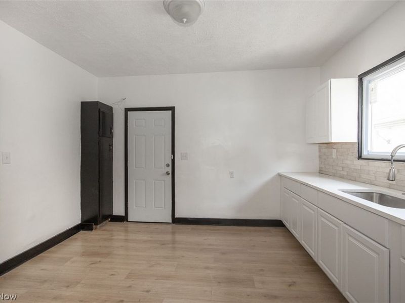 3692 E 146th Street, Cleveland, OH 44120 Photo 18