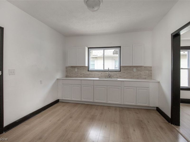 3692 E 146th Street, Cleveland, OH 44120 Photo 19