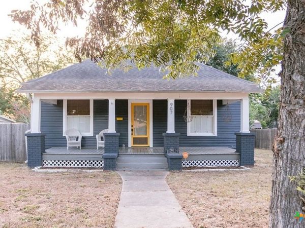 907 N Craig Street , Victoria, TX 77901