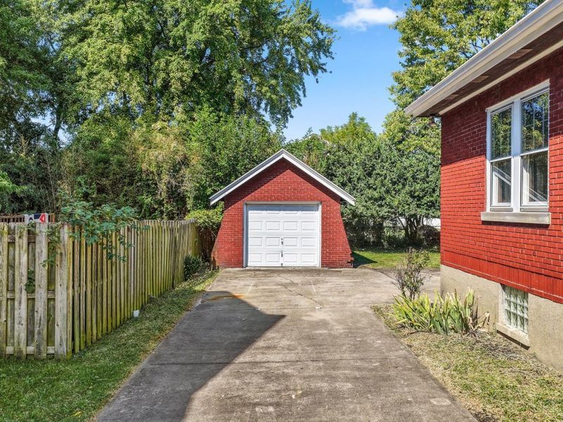 7227 Plainfield Road, Deer Park, OH 45236 Photo 23