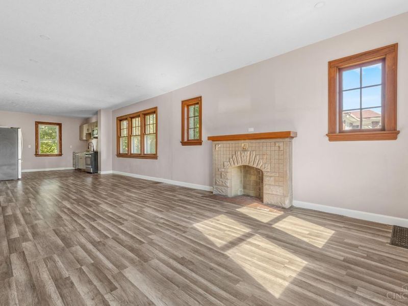 7227 Plainfield Road, Deer Park, OH 45236 Photo 4