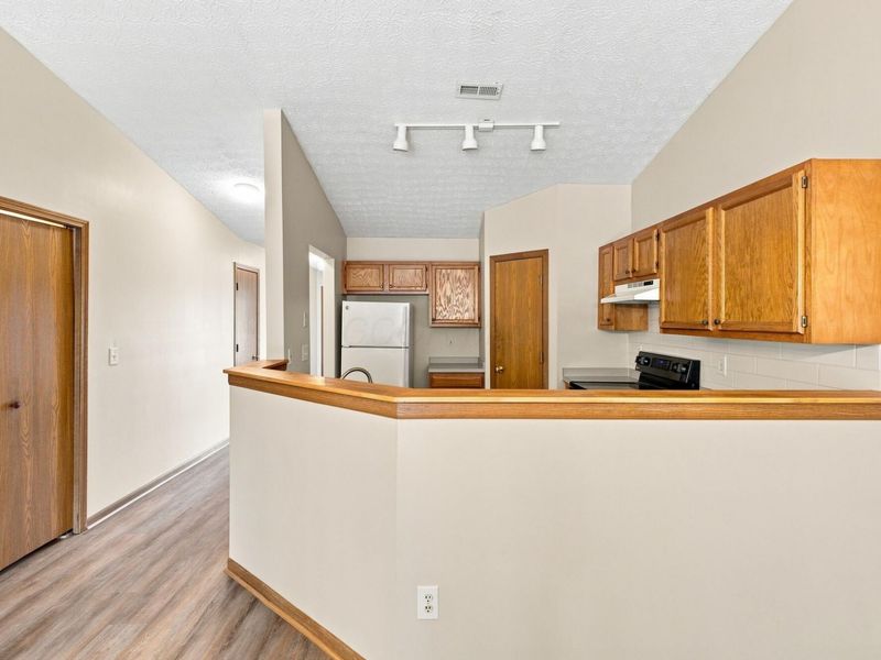 1460 October Ridge Court, Columbus, OH 43223 Photo 13