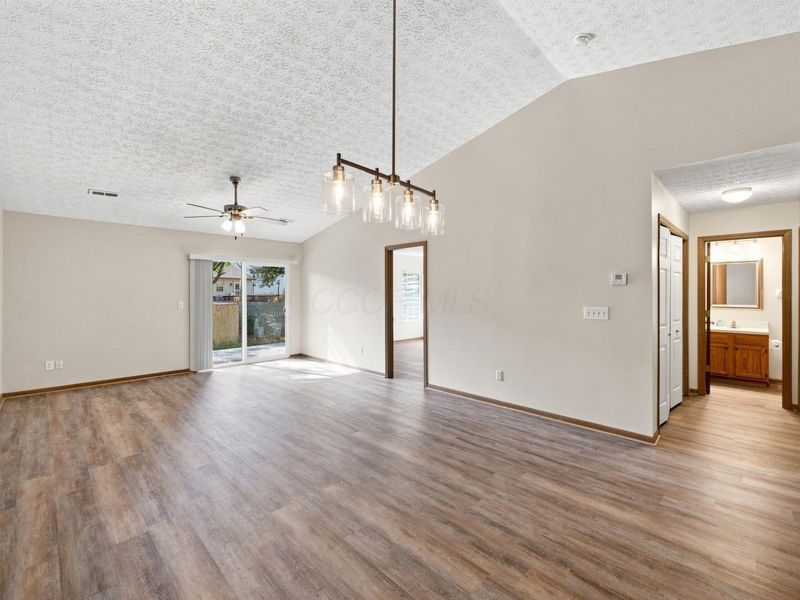 1460 October Ridge Court, Columbus, OH 43223 Photo 17