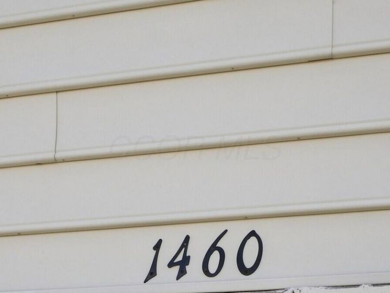 1460 October Ridge Court, Columbus, OH 43223 Photo 4