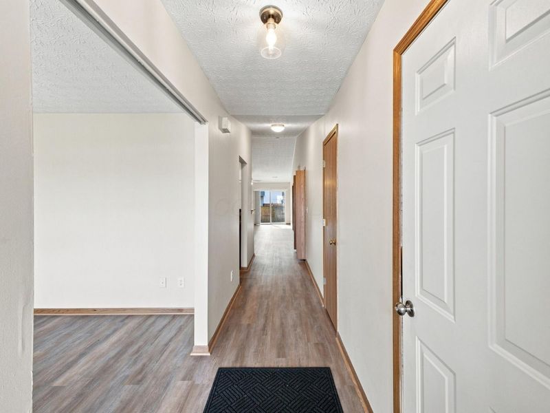 1460 October Ridge Court, Columbus, OH 43223 Photo 7