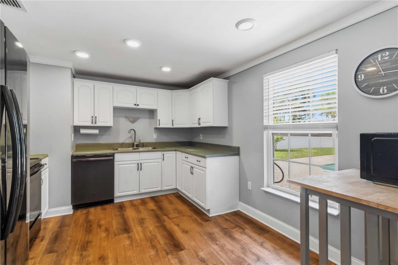 6402 34th Avenue W, Bradenton, FL 34209 Photo