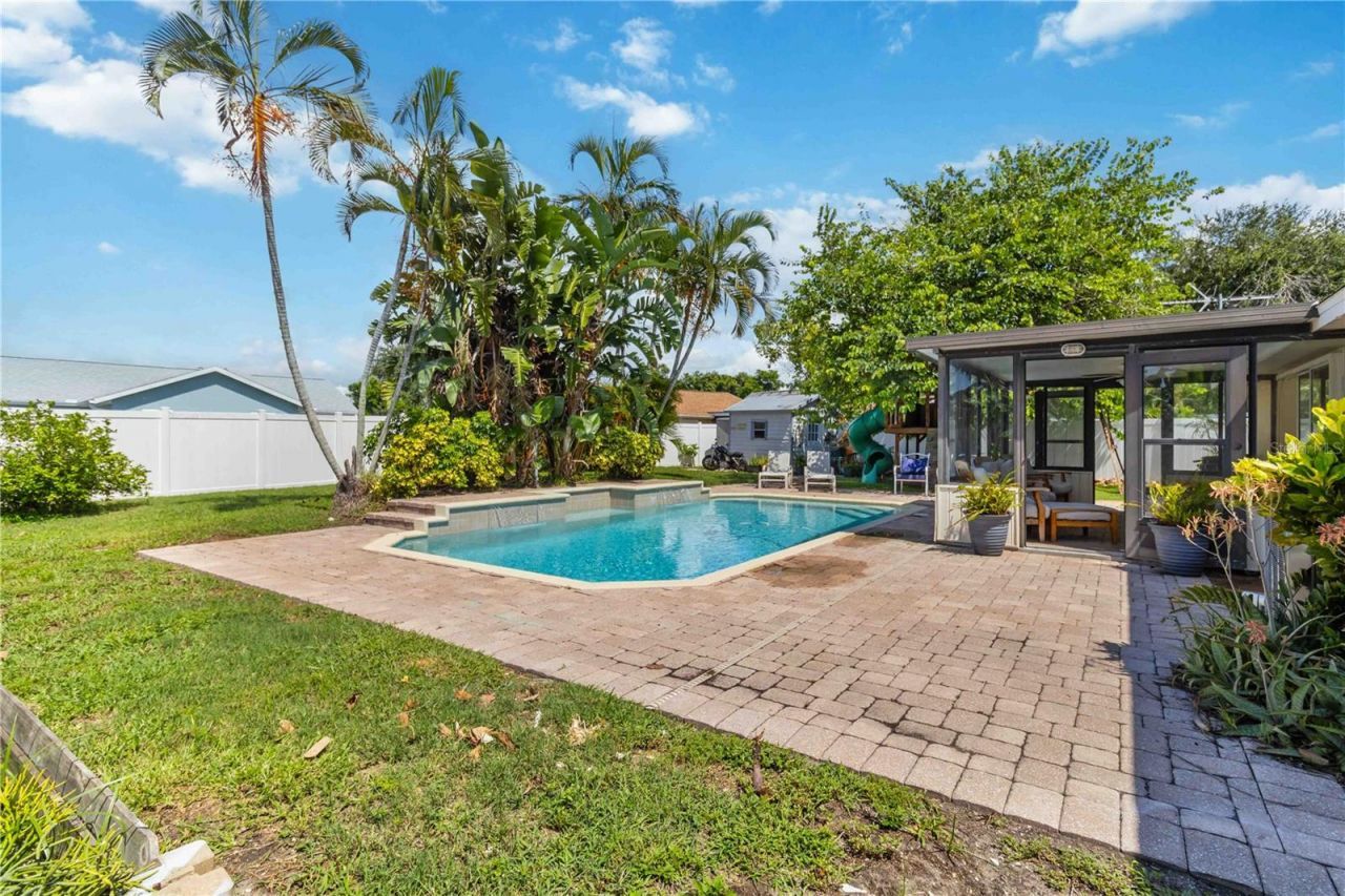 6402 34th Avenue W, Bradenton, FL 34209 Photo