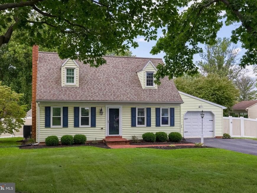 27 Gwen Circle, Marietta, PA 17547 Main Photo