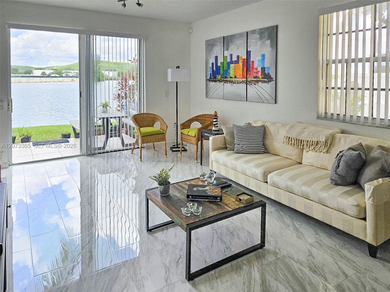 4135 Crystal Lake Dr, Deerfield Beach, FL 33064 Photo
