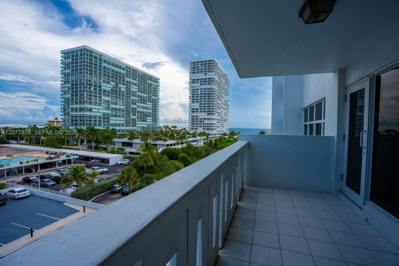 2100 S Ocean Dr , Unit 5B, Fort Lauderdale, FL 33316 Photo