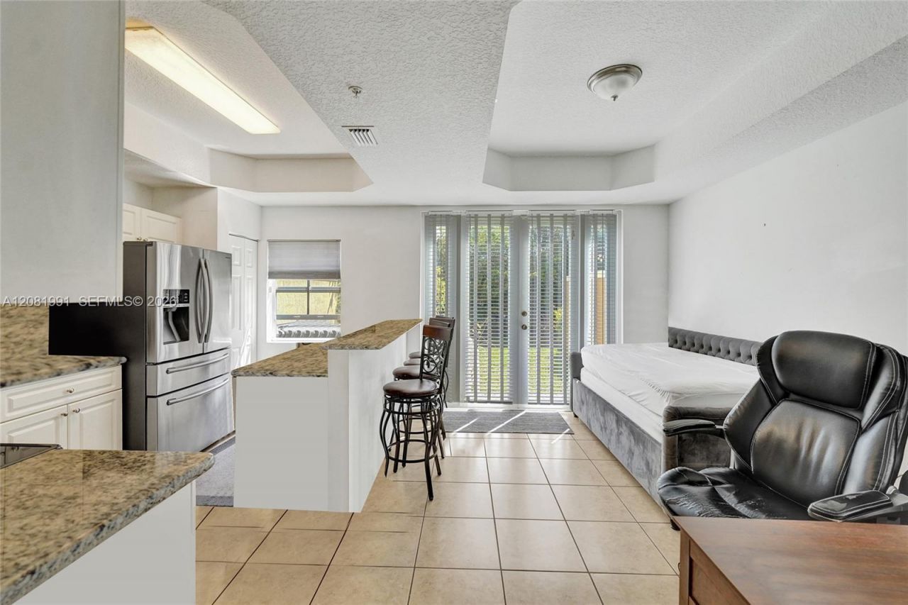 953 SW 143rd Ave , Pembroke Pines, FL 33027 Photo