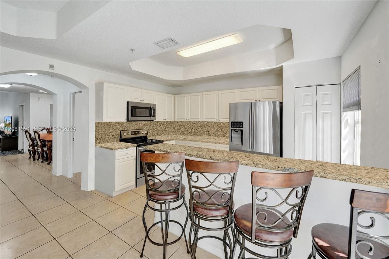 953 SW 143rd Ave , Pembroke Pines, FL 33027 Photo