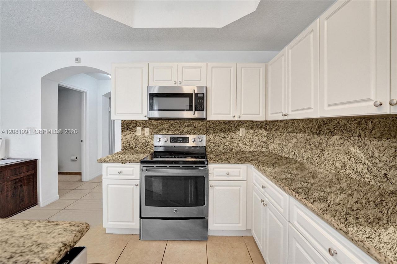 953 SW 143rd Ave , Pembroke Pines, FL 33027 Photo
