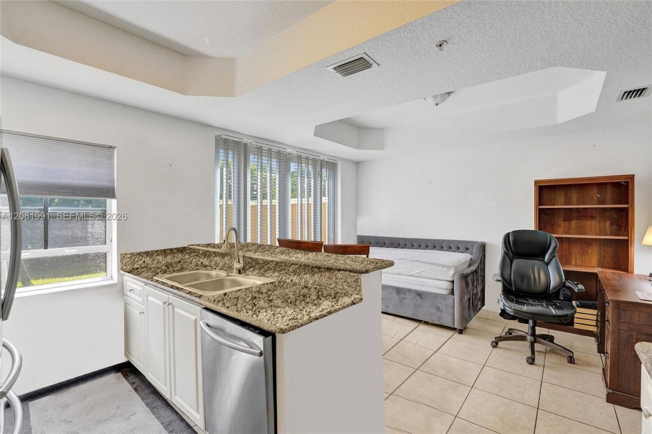 953 SW 143rd Ave , Pembroke Pines, FL 33027 Photo