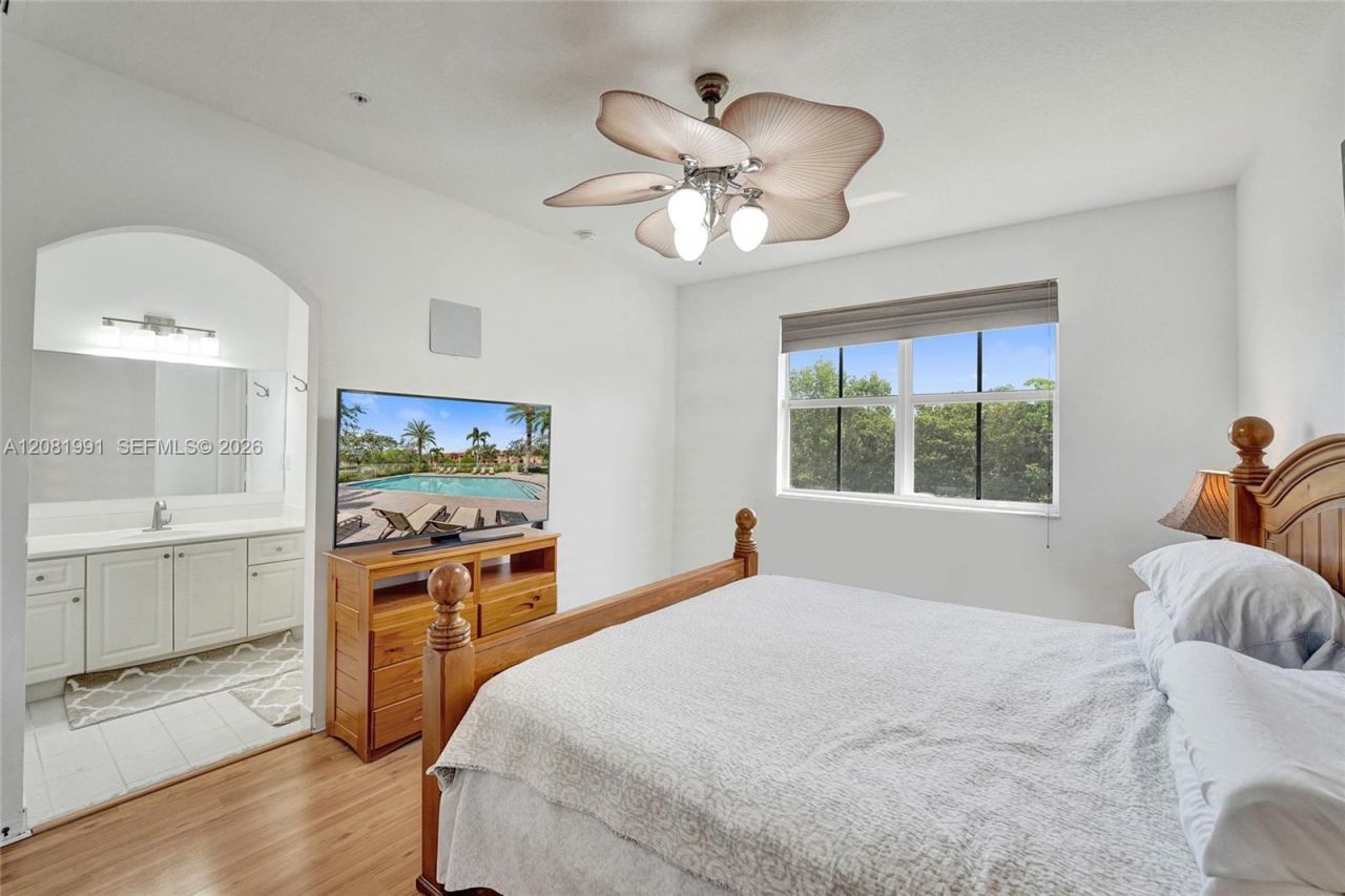 953 SW 143rd Ave , Pembroke Pines, FL 33027 Photo