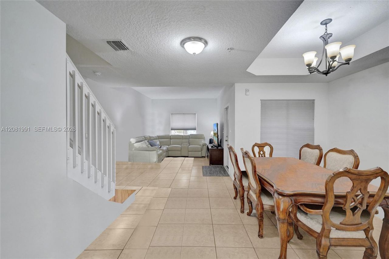953 SW 143rd Ave , Pembroke Pines, FL 33027 Photo