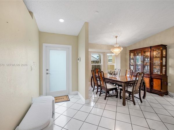 9834 SW 222nd St , Cutler Bay, FL 33190
