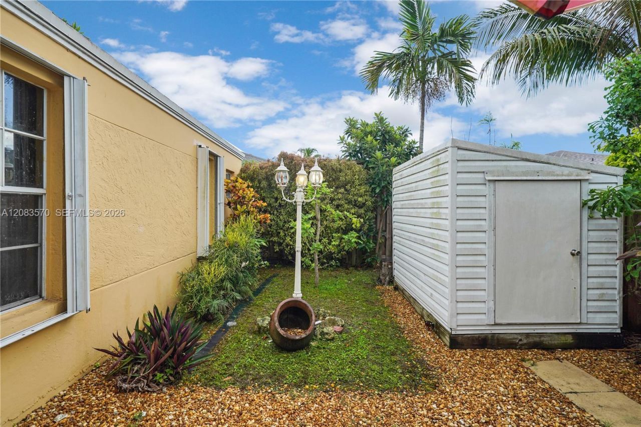 9834 SW 222nd St , Cutler Bay, FL 33190 Photo