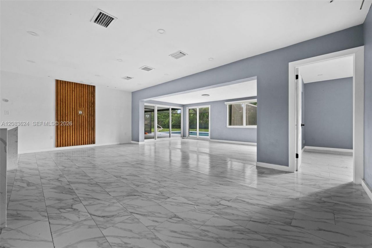 5212 Santa Rosa Ct , Cape Coral, FL 33904 Photo