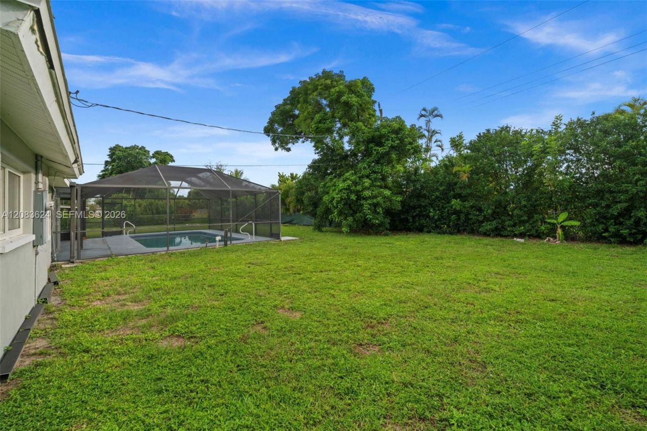 5212 Santa Rosa Ct , Cape Coral, FL 33904 Photo