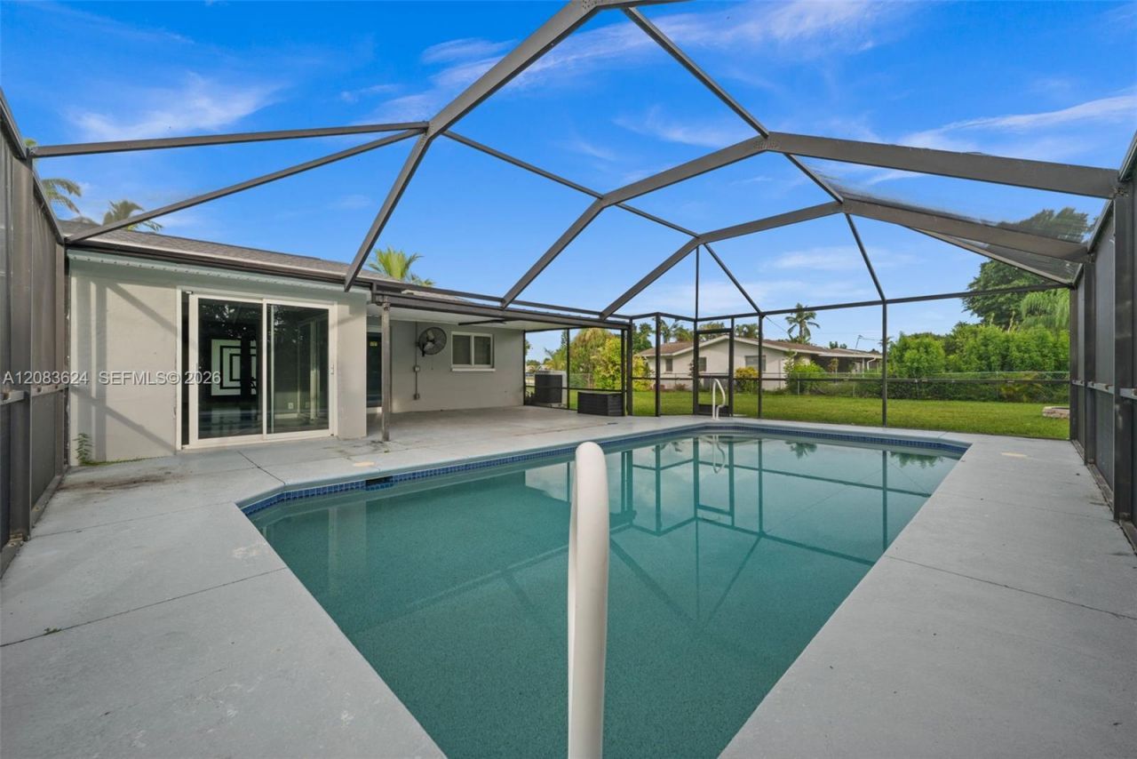 5212 Santa Rosa Ct , Cape Coral, FL 33904 Photo